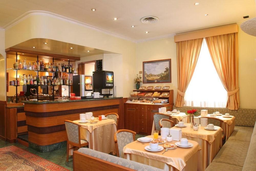 Hotel Argentina Ρώμη Εξωτερικό φωτογραφία